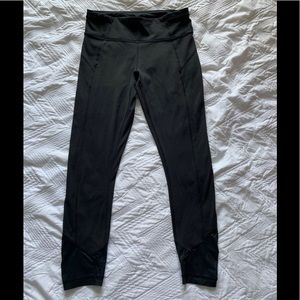 lululemon ankle length running leggings. Size 6